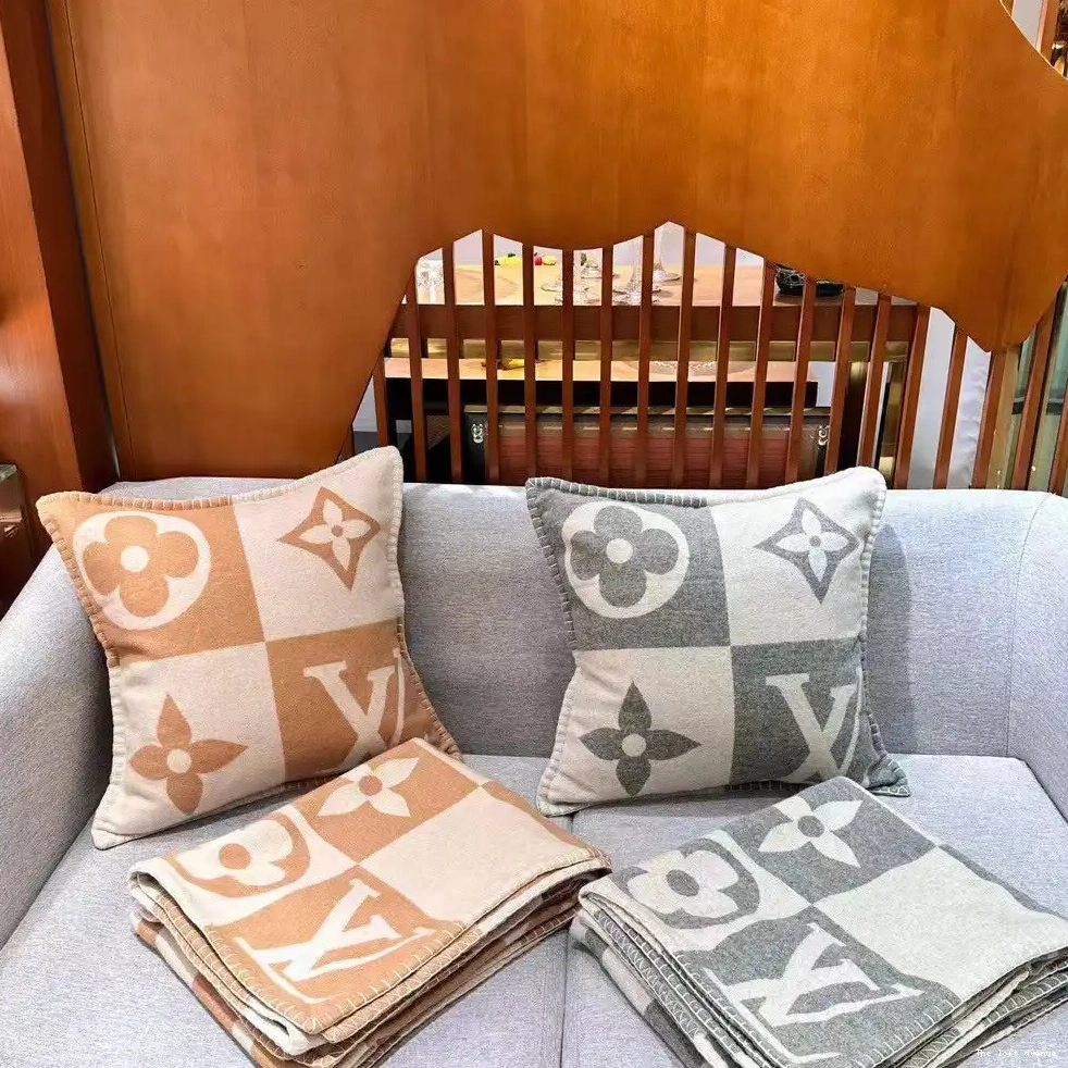 LV WOOL CUSTOM PILLOW CHECKMATE THROW 0604